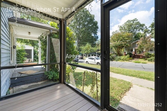 Building Photo - 1006 Clarendon St