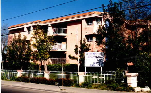 Alder Court - Alder Court Apartments