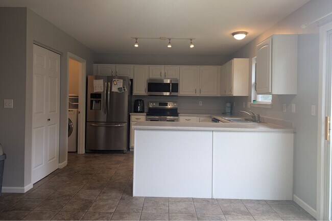 Foto del edificio - 107 Trotters Creek Ln