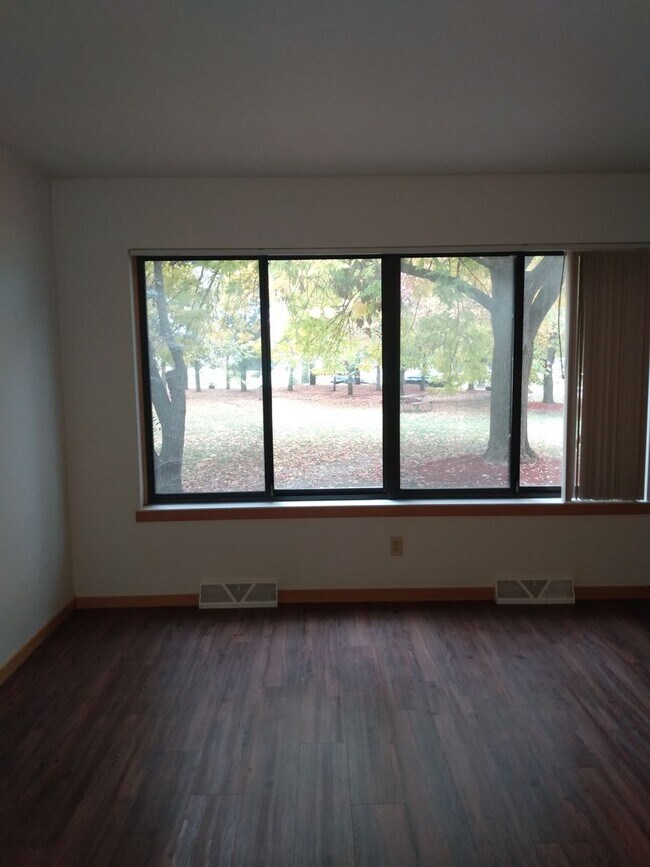 Foto del edificio - 2626 S Stoughton Rd