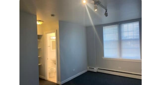 Building Photo - 7147 S Jeffery Blvd
