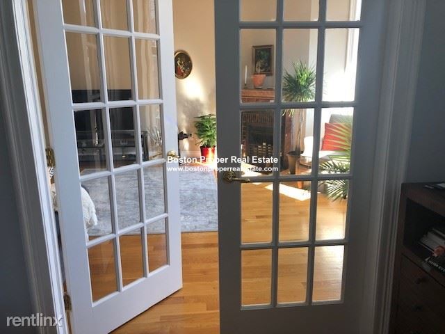 Foto del edificio - 160 Commonwealth Avenue