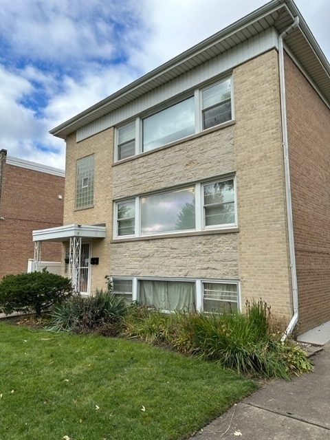 Building Photo - 7242 W Crain St