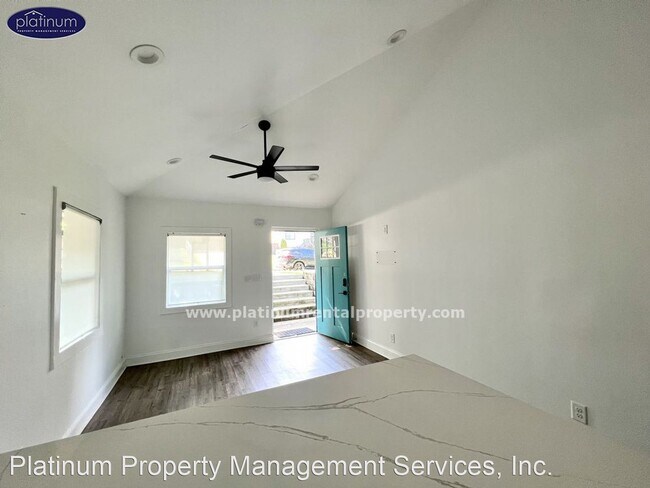 Foto del edificio - 1 br, 1 bath House - 982 Grant Ter Se Unit A