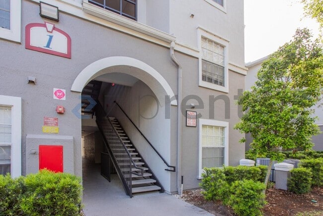 Building Photo - Unit 132