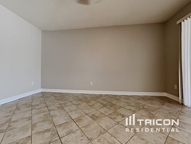 Building Photo - 214 Fern Gulley Drive Seffner FL