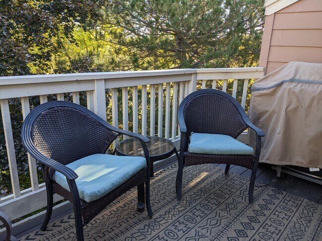 Foto del edificio - 2875 Idlewild Dr