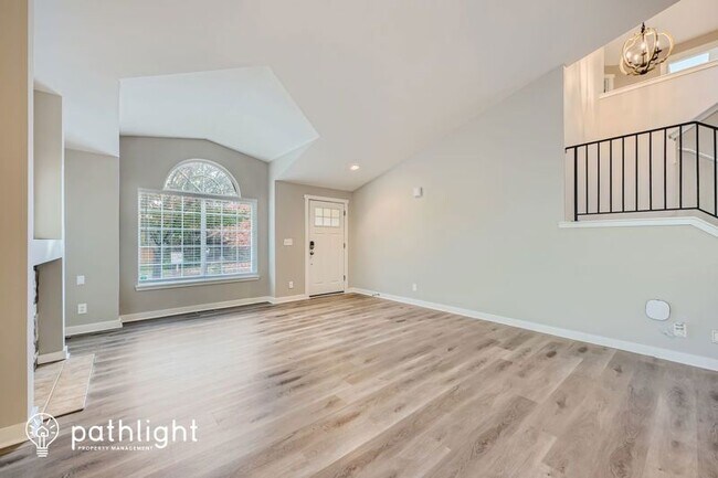 Building Photo - 2807 173rd St E