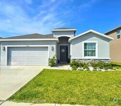 Building Photo - 11370 Timber Grv Ln