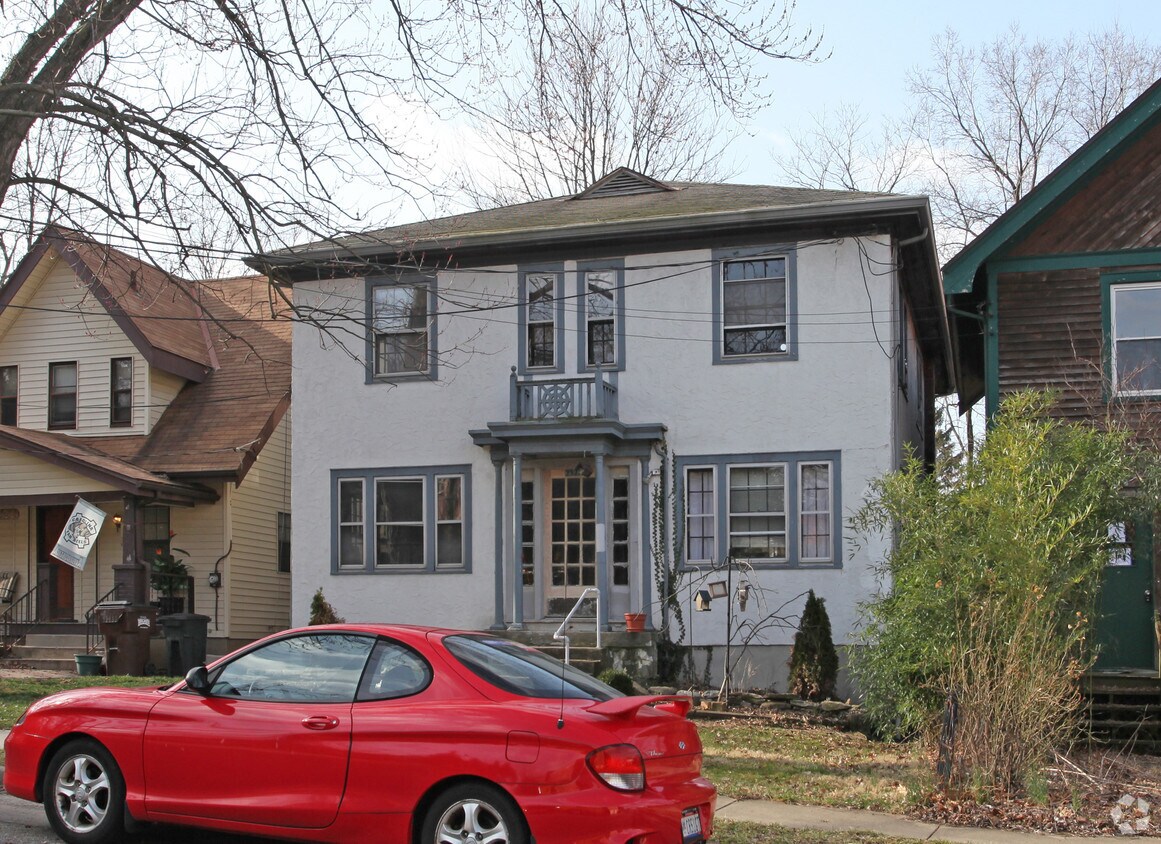 Primary Photo - 2327 O'Brien Pl