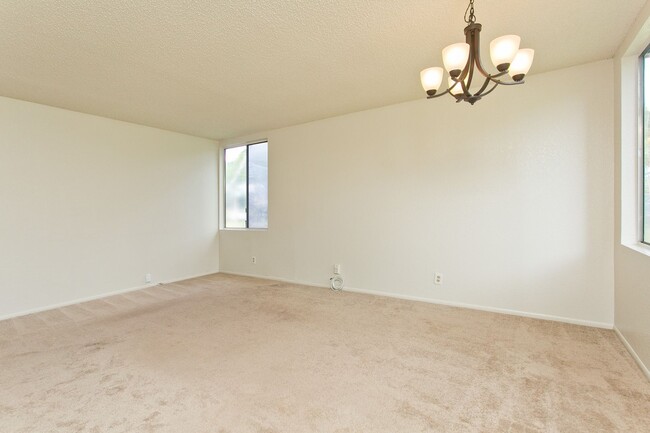 Building Photo - Available Now, Two Bedroom One Bath, Two P...