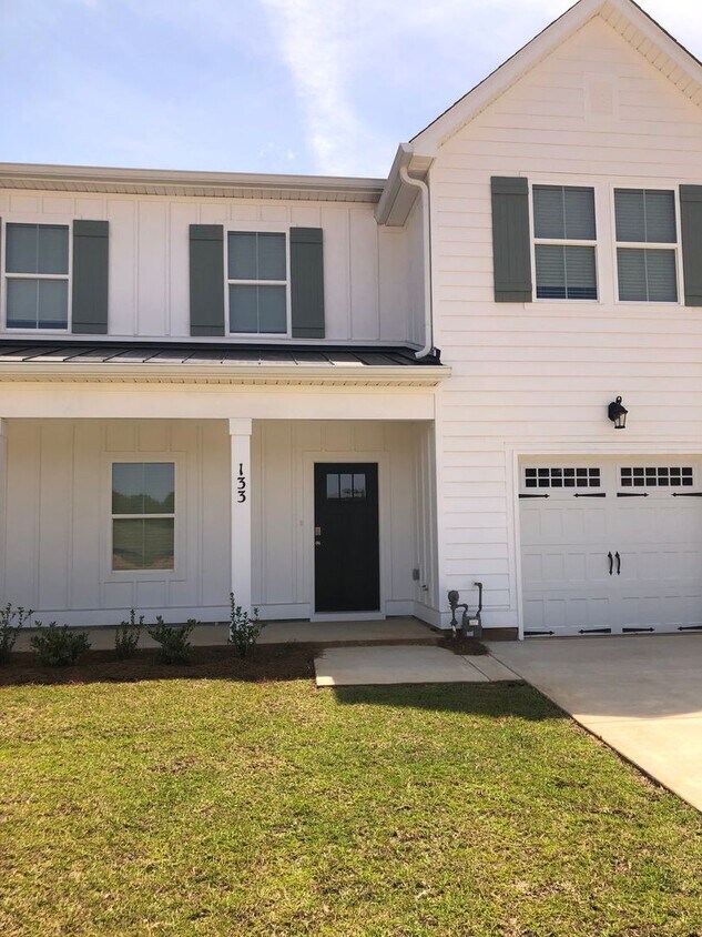 Foto principal - 133 Hunters Hill Wy