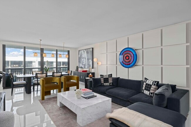 Building Photo - 3140 S Ocean Blvd