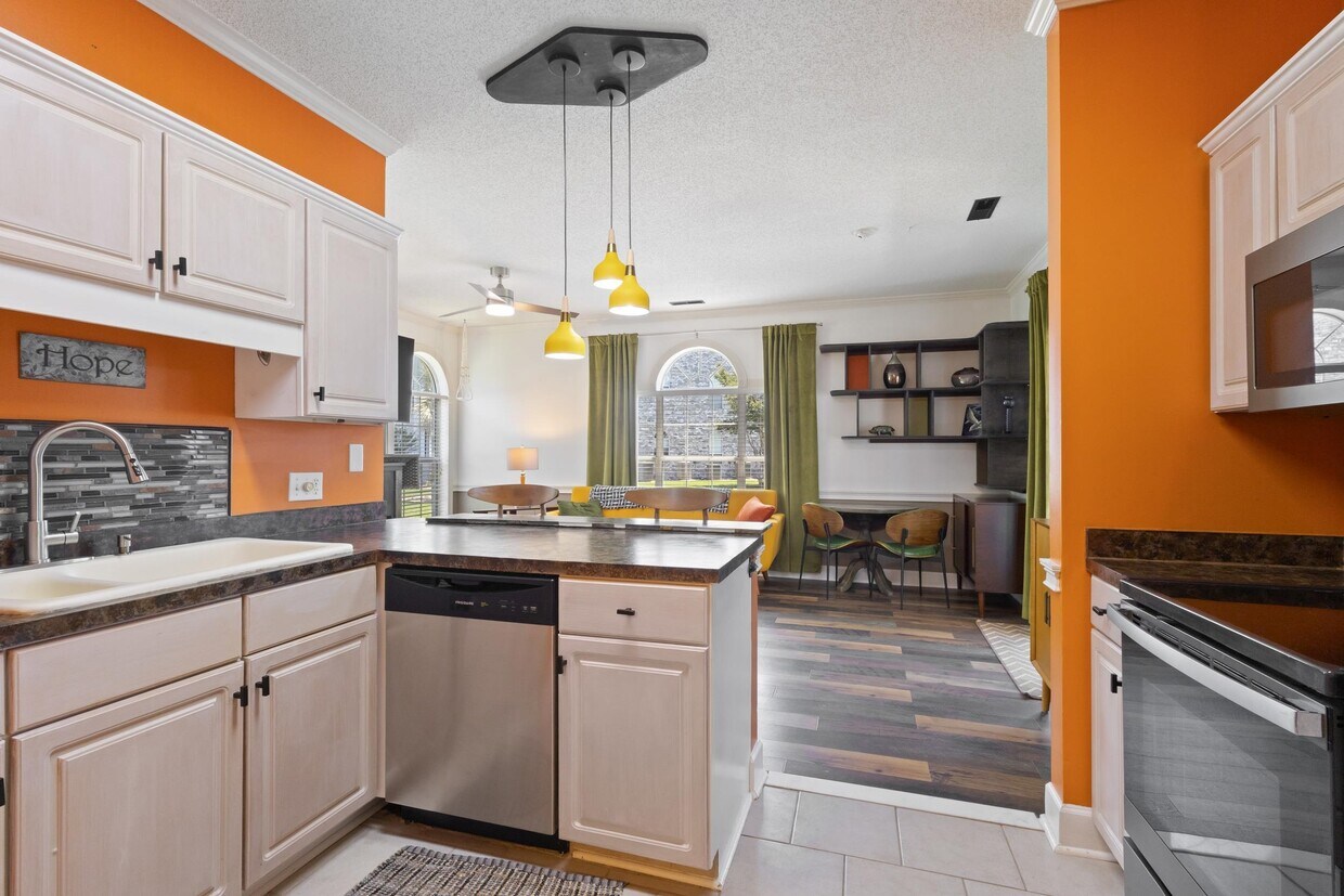 Building Photo - 4745 Wild Iris Dr