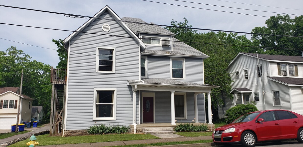 Building Photo - 648 E 11th Ave