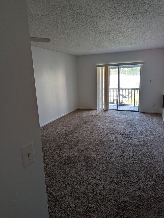 Foto del edificio - Great 2 bedroom 2 bathroom condo in DeLand...