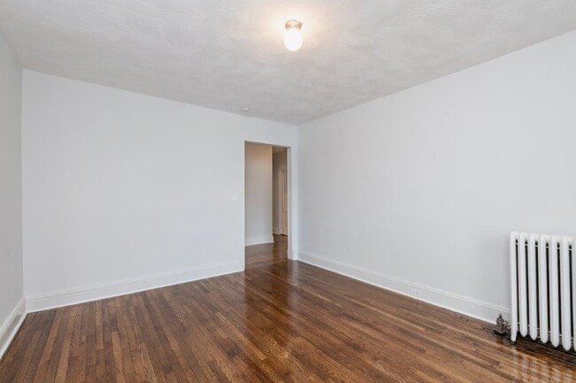 Building Photo - 49 Worthington St
