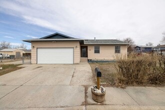 Building Photo - 1105 W Maryland Ln