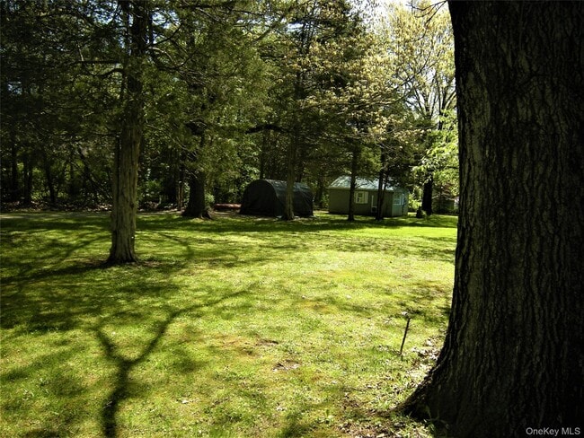 Building Photo - 406 Sepasco Center St