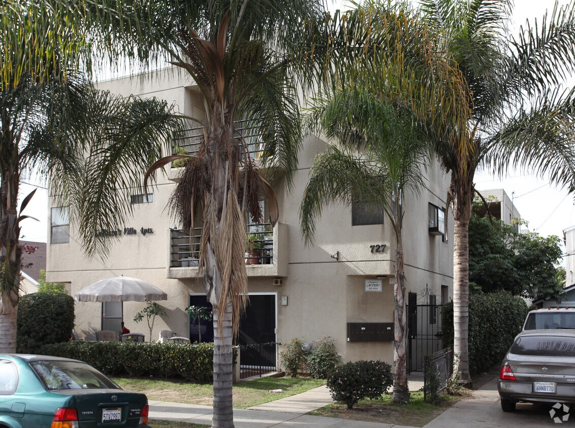Building Photo - 727 Gardenia Ave