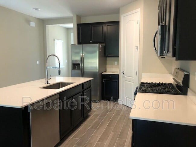 Building Photo - 308 Sweet Oak Wy