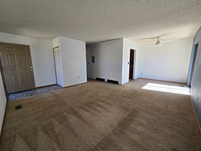 Building Photo - First Floor One Bedroom Condo in Lafayette, CO!