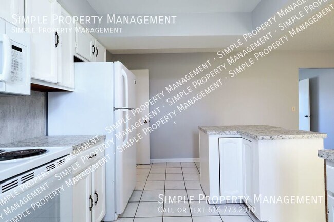 Foto del edificio - Spacious 3 bedroom 2 bathroom home located...