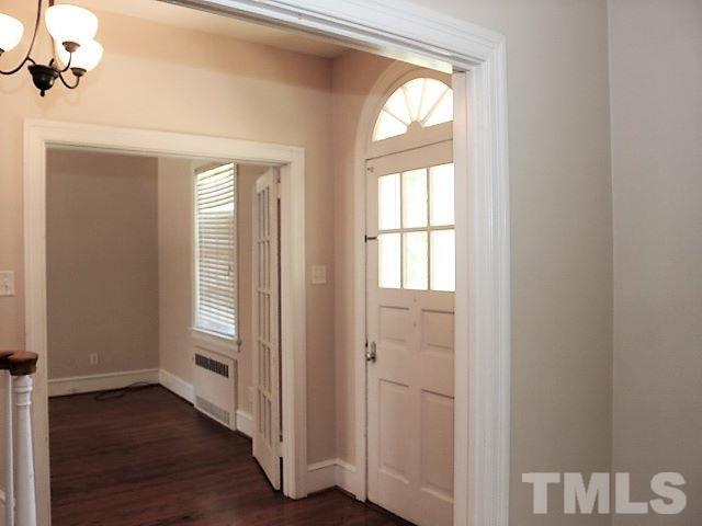 Foto del edificio - 6101 Hillsborough St