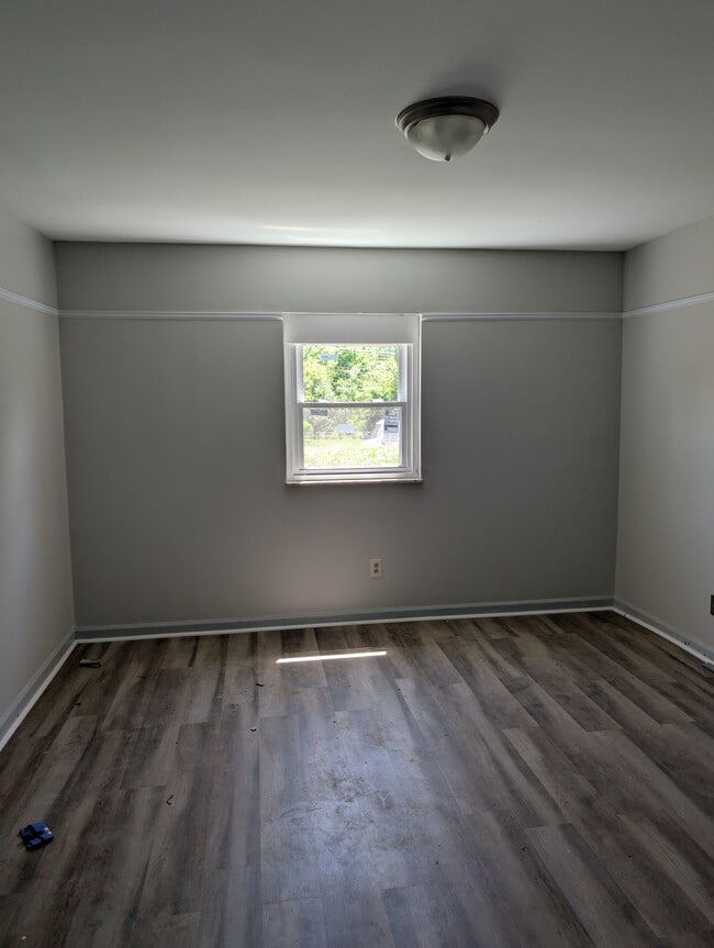 Building Photo - 1092 Armstrong Mill Rd