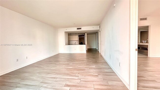 Foto del edificio - 1100 S Miami Ave