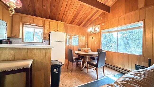 Building Photo - 52111 Acorn Ln
