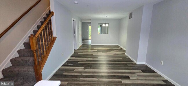 Foto del edificio - 3822 Swift Run Dr