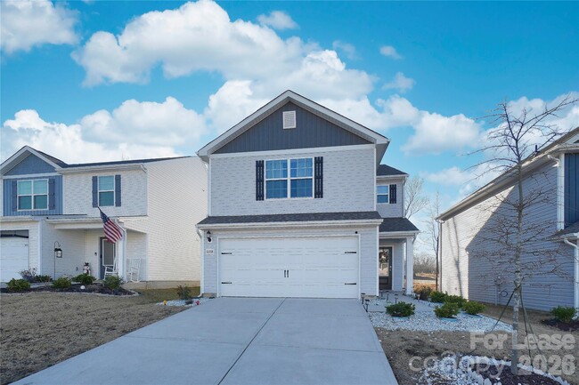 Foto del edificio - 6008 Lowe Ln