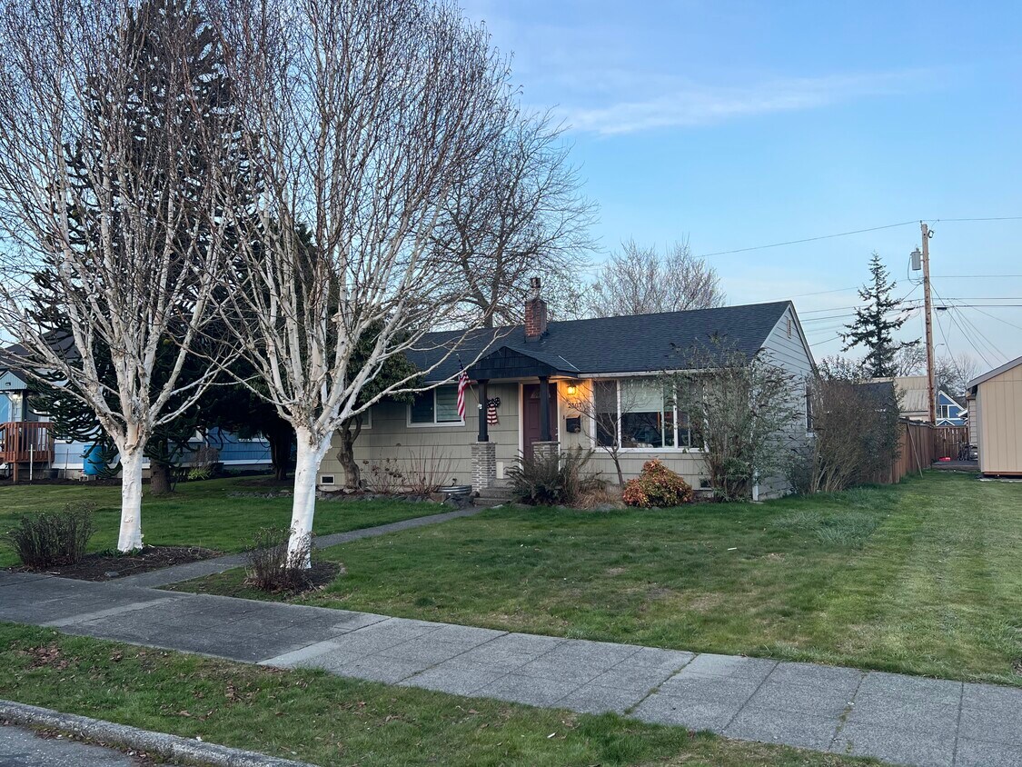 2507 State St, Everett, WA 98201 House Rental in Everett, WA