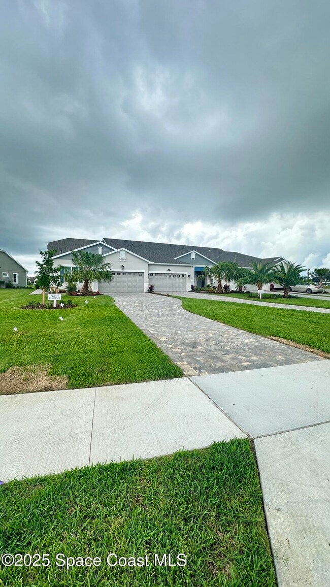 Building Photo - 7820 Cache Creek Ln