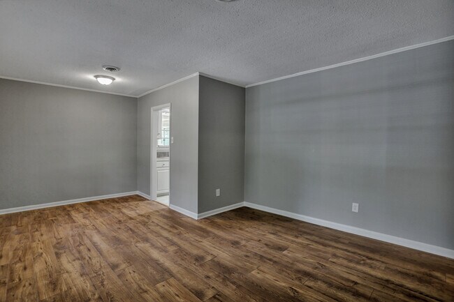 Building Photo - Beautiful Home for Lease!