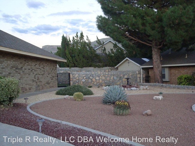 Building Photo - 3 br, 2.5 bath House - 2494 Desert Hills Dr