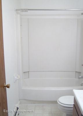 Foto del edificio - 8154 Stadler Ave