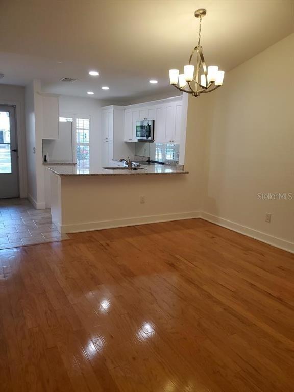 Foto del edificio - 1135 Dover Ct