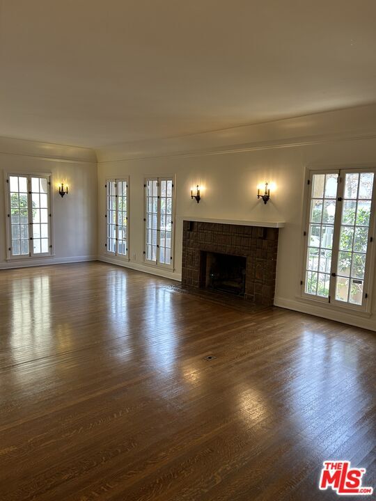 Foto del edificio - 326 N Orange Dr