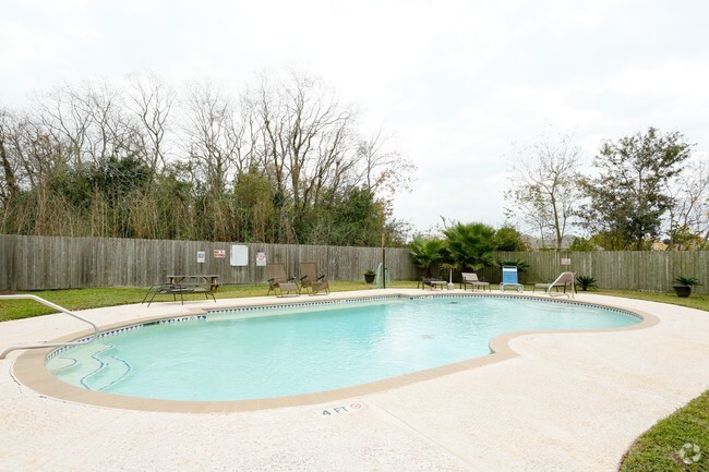 Piscina - Buena Vista Townhomes