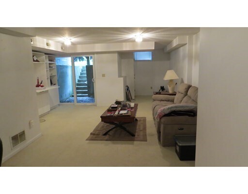 Building Photo - 38 Indian Cove Way