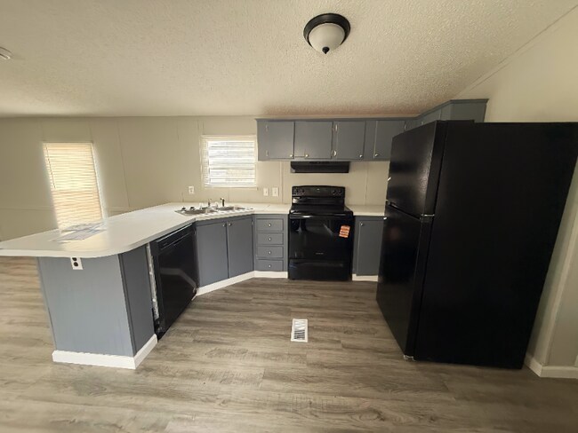 Foto del edificio - 4916 Brown Station Rd