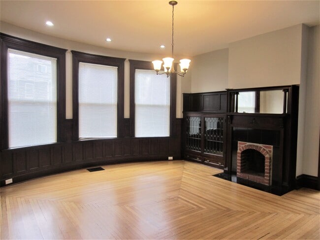 Building Photo - 203 S Braddock Ave
