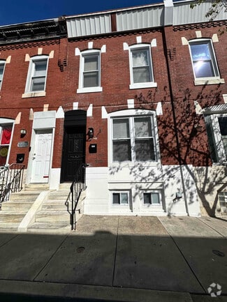 Building Photo - 2323 S Beulah St