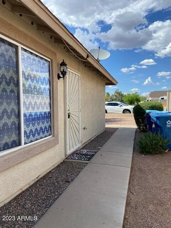 Foto del edificio - Apache Junction 2 bedroom!