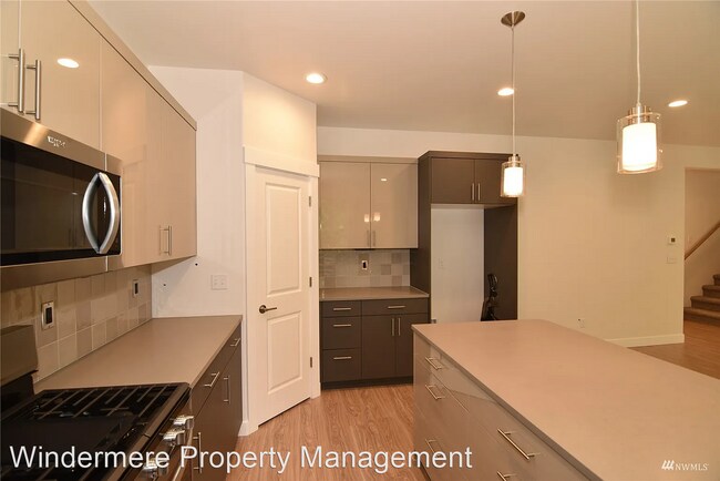 Foto del edificio - 3 br, 3 bath House - 390 Hammond