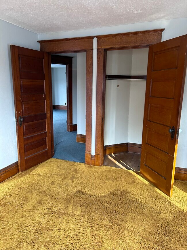 420 Sandusky St Unit Apartment 2, Ashland, OH 44805 Apartments in