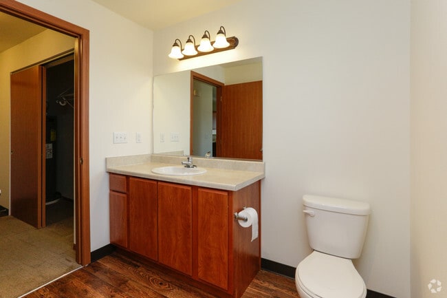 Studio - 600 SF - Mirabolante Apartments - 234