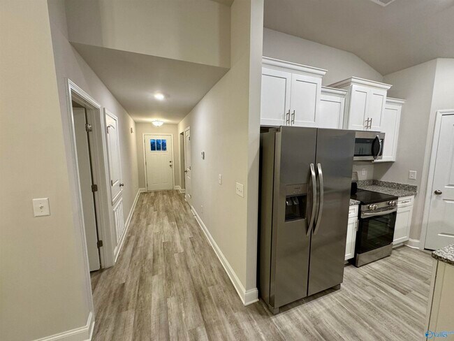 Foto del edificio - 108 Bingham Wy